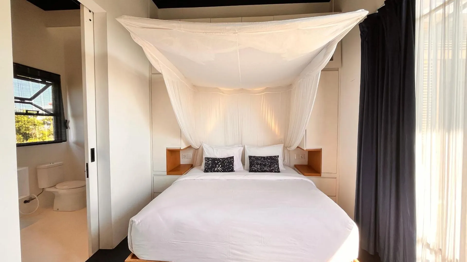 Resort Tennis Villa Uluwatu Ungasan  Indonesia