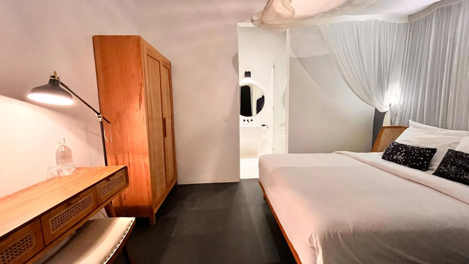 Resort Tennis Villa Uluwatu Ungasan