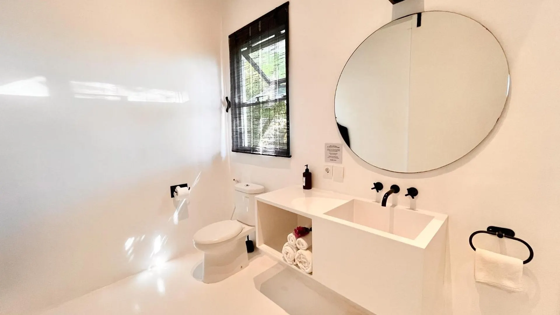 Resort Tennis Villa Uluwatu Ungasan